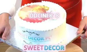 Kiedy położyć opłatek na tort? Idealny czas i triki!