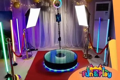 Fotobudka 360: Jak to działa? Sekrety viralowych filmów