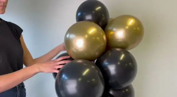 Organiczny łuk z balonów: Zrób to sam krok po kroku i zachwyć!